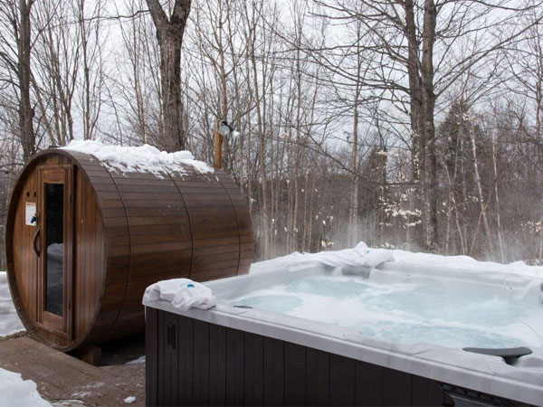 Inspiring package for 2 on the lake laurentians