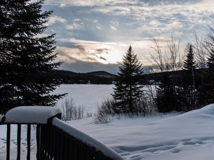 Inspiring package for 2 on the lake laurentians